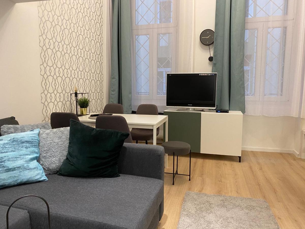 Stylish Suite Westend Budapest Esterno foto