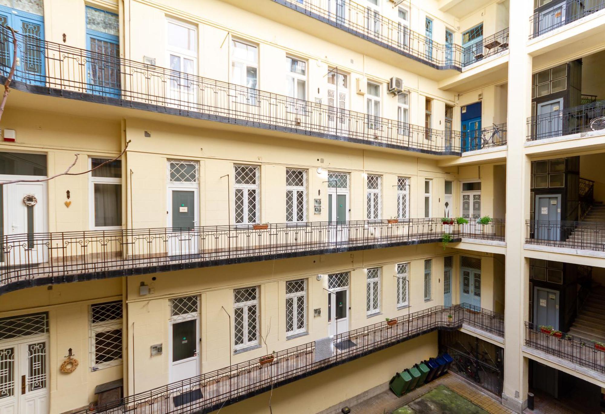 Stylish Suite Westend Budapest Esterno foto